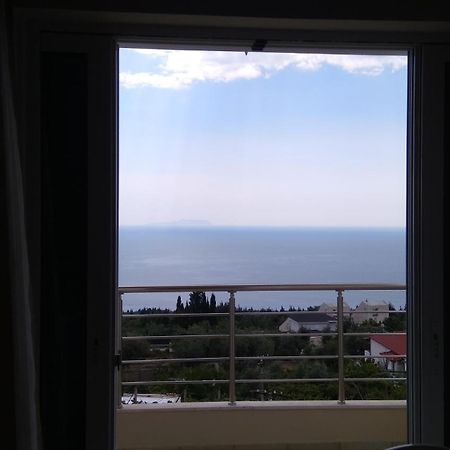 El Doro Rooms Dhërmi Exteriör bild